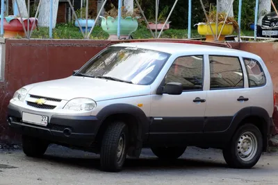 Та же Лада, только в профиль: стоит ли покупать Chevrolet Niva за 500 тысяч  рублей - КОЛЕСА.ру – автомобильный журнал