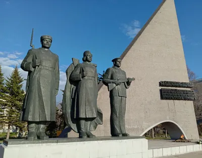 Знак «25 лет победы в Великой Отечественной войне» — Википедия