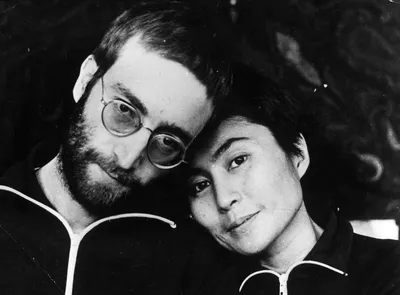 Леннон ненавидел Йоко Оно за то, что она знает японский - KP.RU