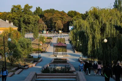 В Бахмуте реконструируют часть парка культуры и отдыха | Вільне радіо