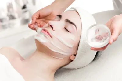 Косметологические процедуры по уходу за кожей лица | Медик Лайт