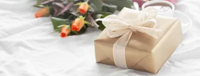 Подарок на свадьбу своими руками: оригинальные идеи для 100% сюрприза  молодоженам