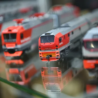 Набор векторных силуэтов поездов, локомотивов и: стоковая векторная графика  (без лицензионных платежей), 548633806 | Shutterstock