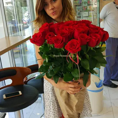 Букет из 41 розы спрей Ванесса 🌺 купить в Киеве с доставкой - цена от  Камелия