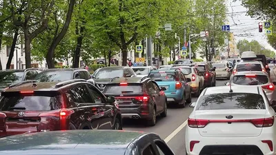 Пробки в городе. Есть простое решение, что позволит уменьшить их в часы  пик. | Буду жить | Дзен