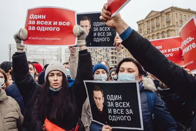 https://rus.err.ee/1608997978/v-varshave-polmilliona-chelovek-vyshli-na-akciju-protesta-protiv-pravitelstva