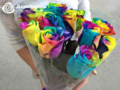 55 синих и радужных роз купить с доставкой в Москве | Заказать букет цветов  недорого