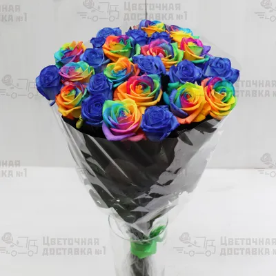 Радужные розы с голубой окантовкой - сердце. за 20 390 руб. | Бесплатная  доставка цветов по Москве