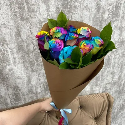 Букет 25 черных и радужных роз купить с доставкой в СПб