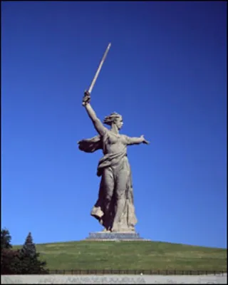 Родина-мать в ночи (Волгоград, Родина-Мать зовет!)