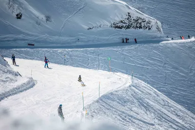 Роза Хутор» объявил дату открытия зимнего сезона. Рассказываем, сколько  будет стоить ски-пасс и чем заняться на курорте