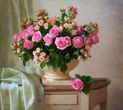 Натюрморт маслом \"Букет розовых и коралловых роз в вазе\" 50x60 AV200912  купить в Москве
