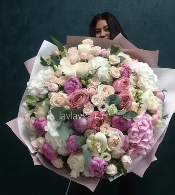 Розы искусственные HomeLI букет с большими листьями из 24 бутонов - купить  в Москве, цены на Мегамаркет