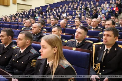 Поздравление начальника Центра подготовки кадров МВД полковника милиции  Александра Машкина — УО \"Центр подготовки, повышения квалификации и  переподготовки кадров МВД Республики Беларусь\"