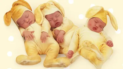 Видео открытка:C рождением тройняшек! - YouTube