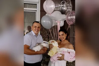 Звезда «Глухаря» опубликовала редкое фото с отцом своих детей-тройняшек -  Газета.Ru | Новости
