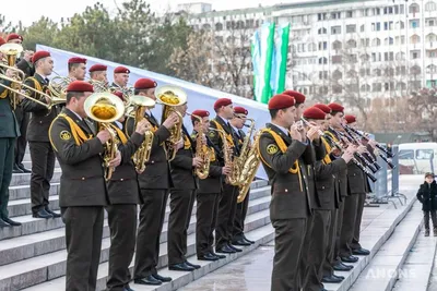 Поздравляем вас с Днем защитника Отечества – праздником мужества,  благородства и чести! От всей души желаю Вам творческих успехов, счастья,…  | Instagram