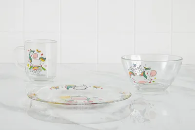 чистая коллекция посуды реалистичная 3d иллюстрация безупречной посуды  сложенная посуда и тарелки, белая тарелка, пластина, пустая миска фон  картинки и Фото для бесплатной загрузки