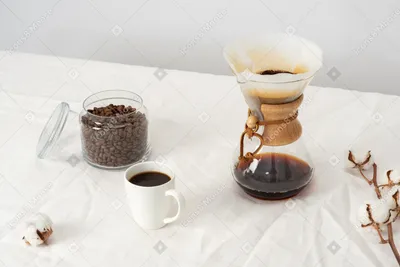 Картина на холсте \"Чашка кофе с кофейными зернами\"