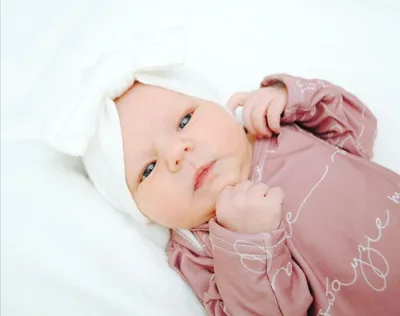 Криштиану с новорожденной дочкой ❤️ 📷 соцсети Роналду | Instagram