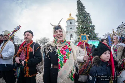 Когда колядуют и щедруют в Украине в 2023 году - тексты колядок для детей  на Рождество - Телеграф