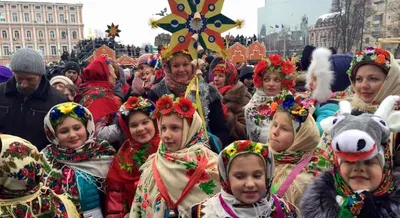 Маланка 2019 - В центре Киева пели щедривки - Апостроф