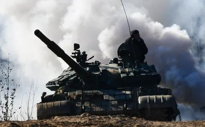 Украинские чернозёмы достаточно промёрзли для прохождения российских танков,  а наступления всё нет...