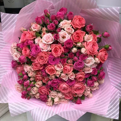 51 нежная кустовая роза за 14 990 руб. | Бесплатная доставка цветов по  Москве