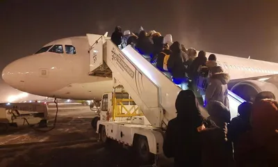 Почти 300 человек вынуждены ждать в аэропорту Новосибирска свой самолёт |  Новости – Gorsite.ru