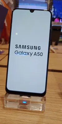 Смартфон Samsung Galaxy A50: обзор характеристик и возможностей бюджетного  гаджета