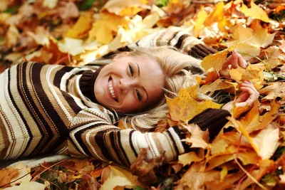 Счастливой осени картинка - Осень картинки - Анимационные блестящие  картинки GIF