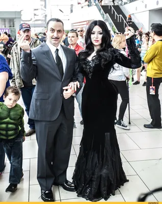 Хэллоуин»: «Семейка Аддамс», 2 ноября 2019 — Фото — ресторан «Максимилианс»  Уфа Уфа