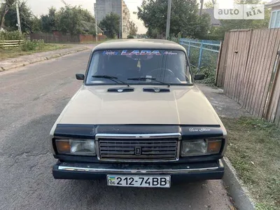 Игральная Картапиковая Семёрка — стоковые фотографии и другие картинки Без  людей - Без людей, Белый, Белый фон - iStock
