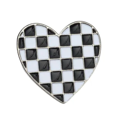 Черно-белые три воздушных шара в форме сердца в стиле каракулей | Премиум  векторы