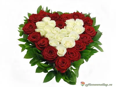 Сердце из роз в коробке заказать с доставкой по цене 7 540 руб. в Ставрополе