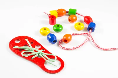 Деревянная развивающая шнуровка для детей \"Ёжик\" / Игрушки Монтессори /  Развивашки малышам - купить с доставкой по выгодным ценам в  интернет-магазине OZON (660088523)