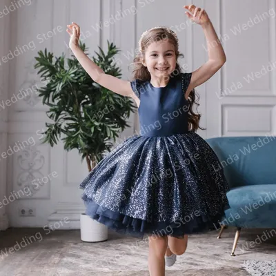 Темно-синее платье с длинными рукавами и расклешенной юбкой | КУПИТЬ-ПЛАТЬЕ.РУ  - интернет-магазин красивых платьев