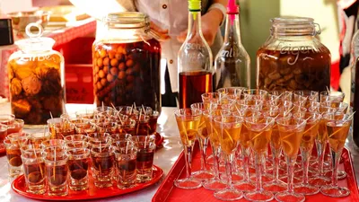 Чем удивить иностранца: эстонские алкогольные напитки, которыми не стыдно  «проставиться»