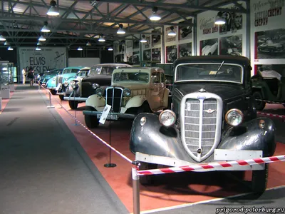 27-я выставка старинных автомобилей \"Олдтаймер-Галерея\" | РИА Новости  Медиабанк