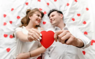Популярные мифы о любви, которые нужно развенчать | KPIZ.ru