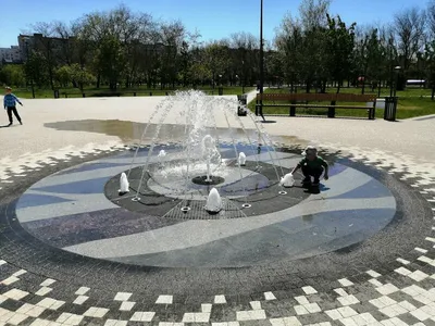Завершилась реконструкция парка 300-летия Таганрога | Таганрогская правда