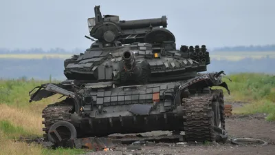 Украинская армия впервые подбила российский танк Т-55 с \"мангалом\" (фото).  Читайте на UKR.NET