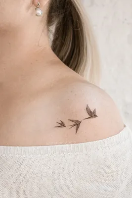 Тату птица на шее - 4 Фото и значение татуировок 2023