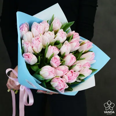 Букет с мимозой и тюльпанами \"8 МАРТА\" купить недорого с доставкой по Москве