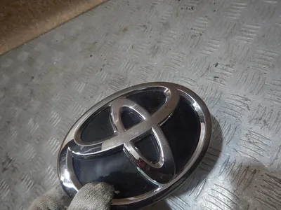 Rent a car Toyota Camry xv70 hybrid - Car park