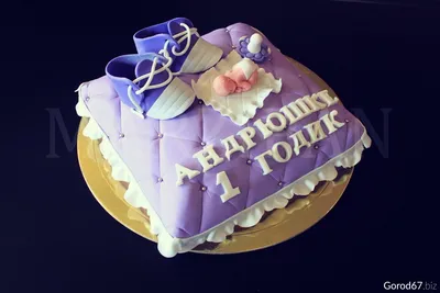 Торт в виде машинки, заказать торт-машинку в кондитерском доме «Supercakes».