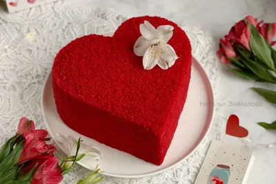Торты - А как вам меренговый торт в виде сердца? 😍💝... | Facebook