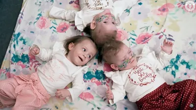 Родились в ночь на третье число третьего месяца 2003 года: удивительная  история тройняшек из Сибири - KP.RU