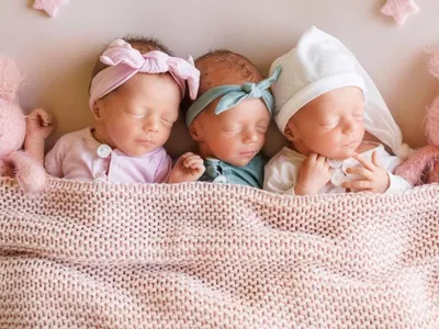 Самые недоношенные в мире тройняшки попали в Книгу рекордов Гиннесса | РБК  Life