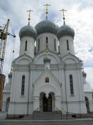 Церковь в честь Сошествия Святого Духа на апостолов (Духовская церковь) —  Троице-Сергиева лавра